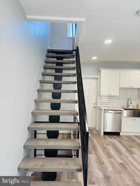 163 W PALMER STREET