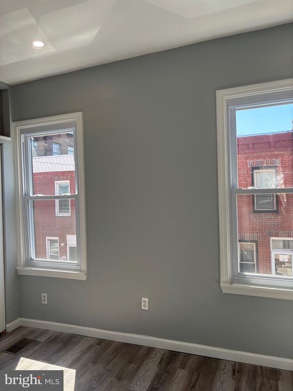 163 W PALMER STREET