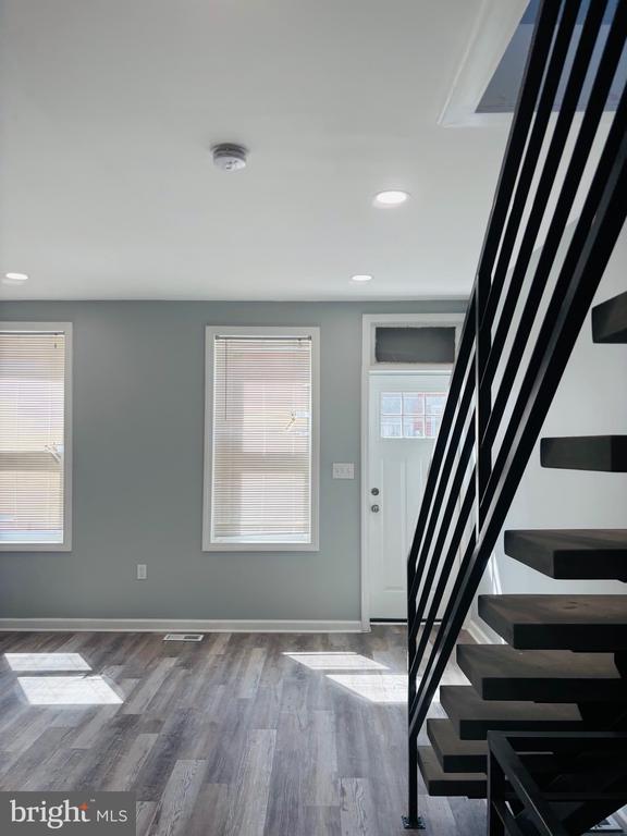163 W PALMER STREET