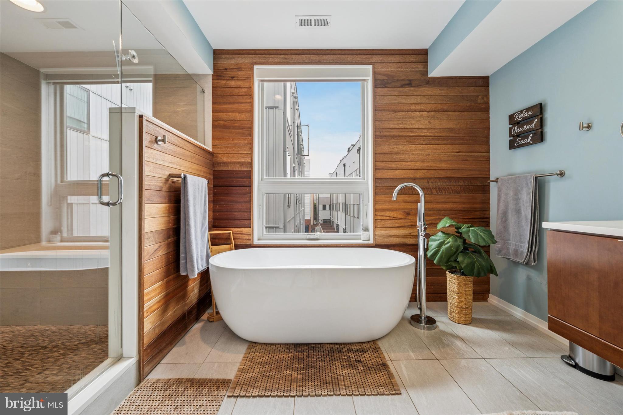 614 N GALLOWAY STREET