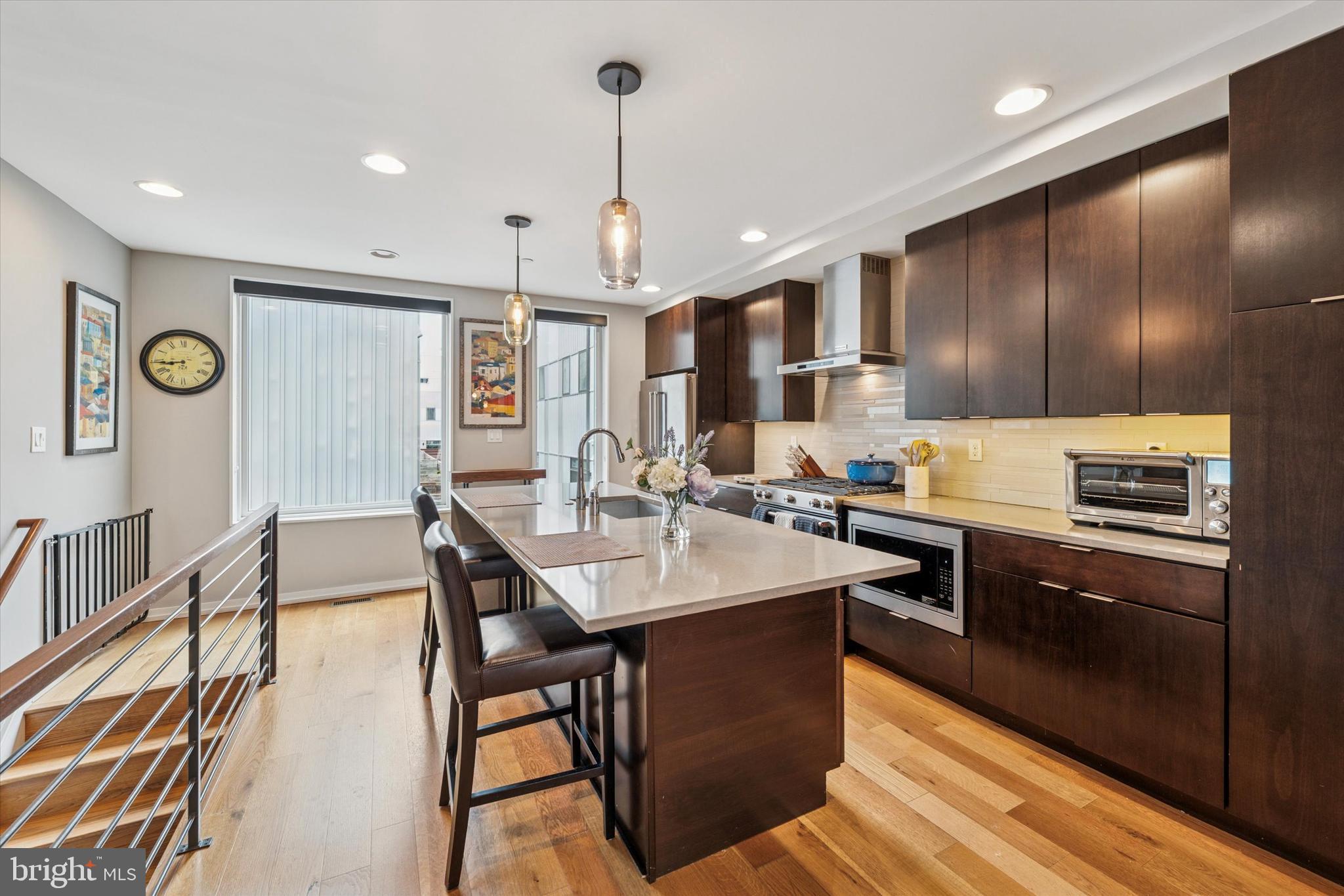 614 N GALLOWAY STREET