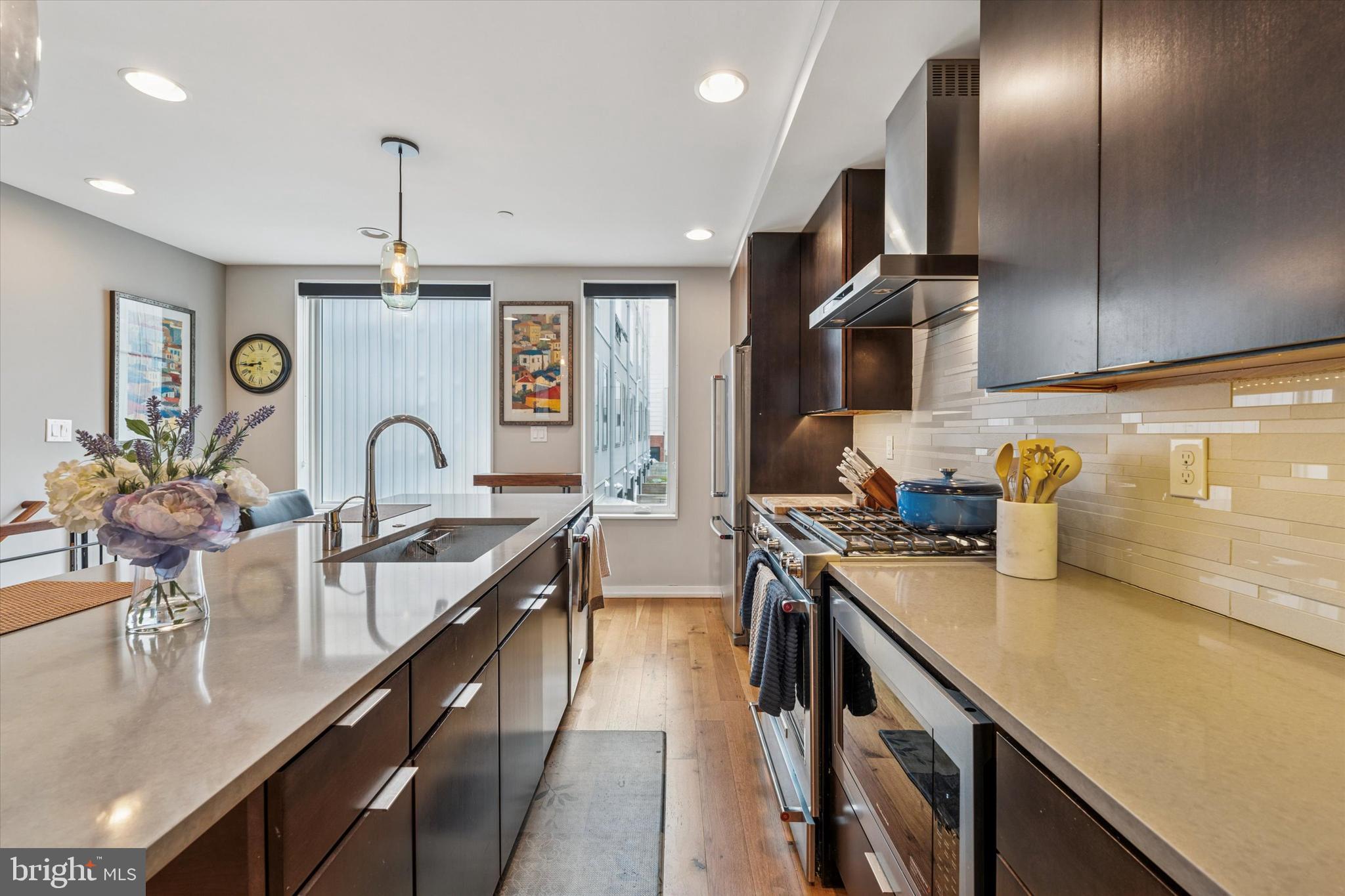 614 N GALLOWAY STREET