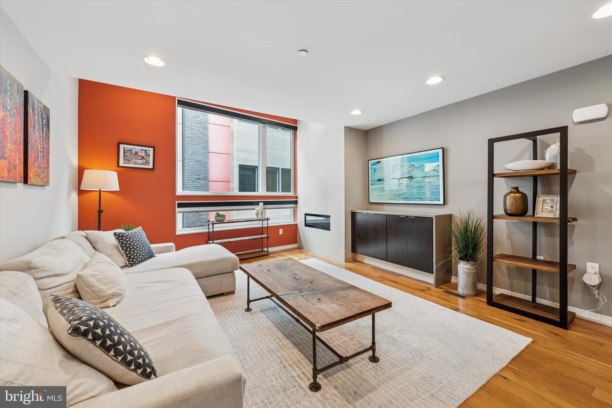 614 N GALLOWAY STREET