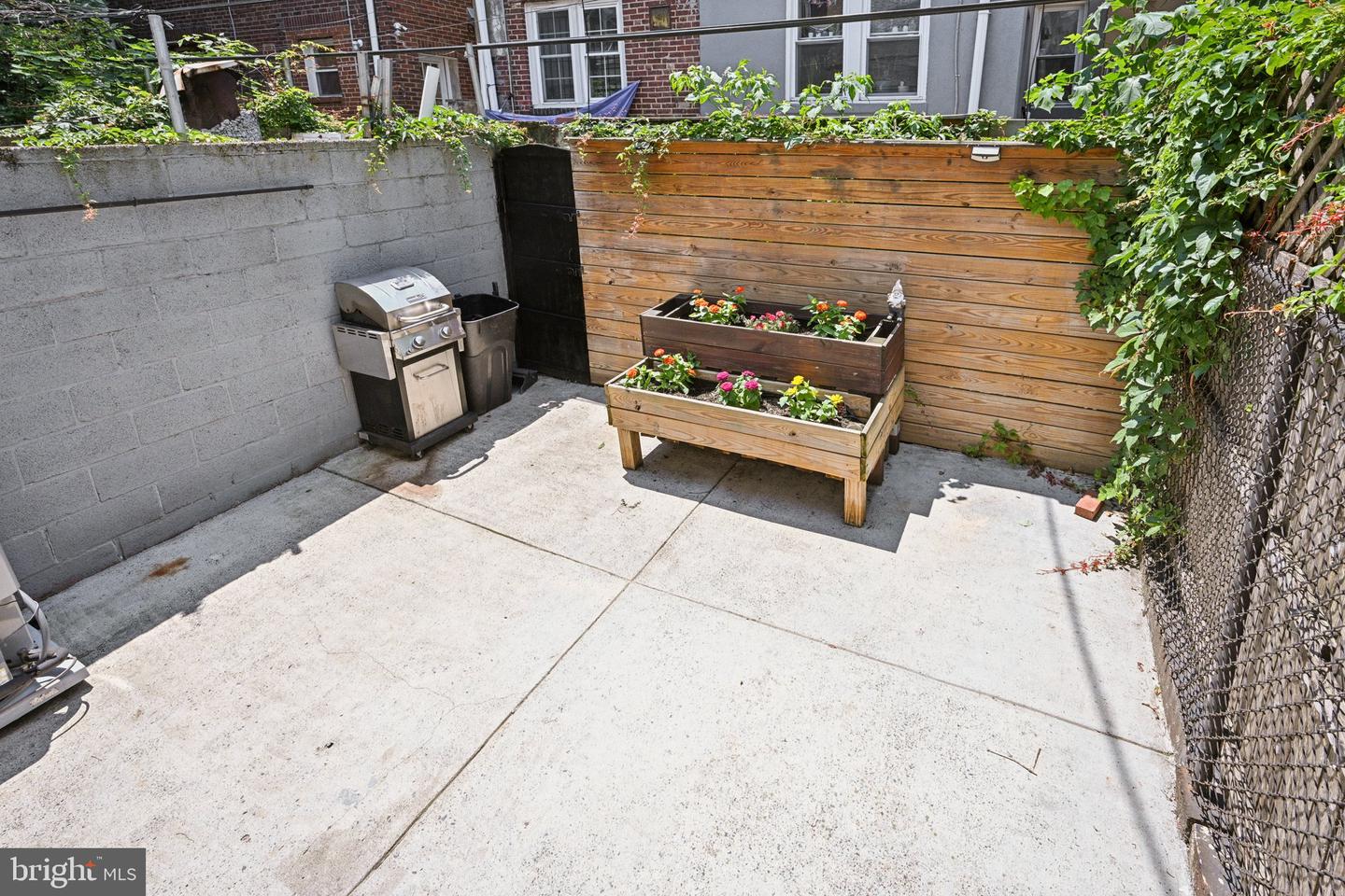 1330 S 24th St