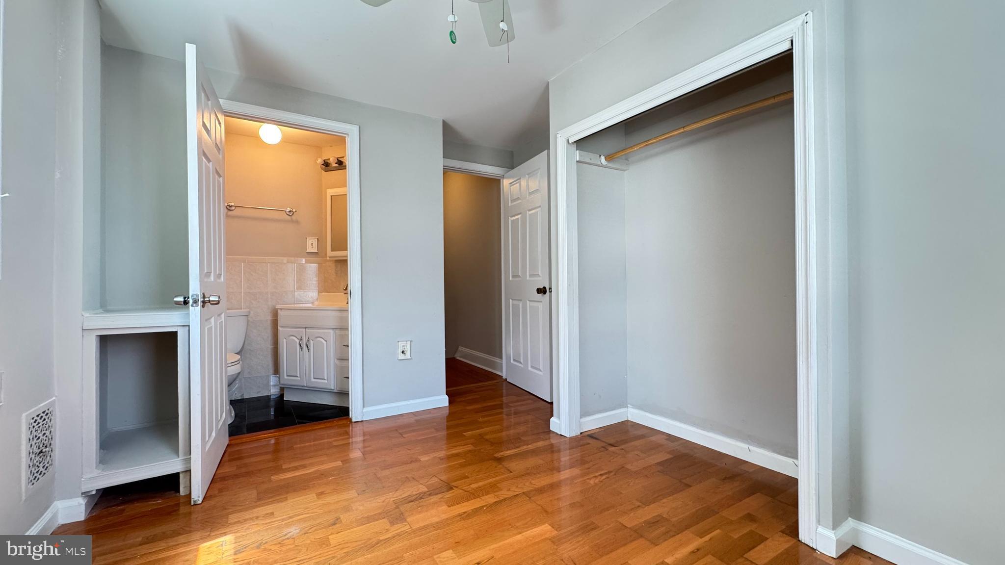 1841 E Clementine St