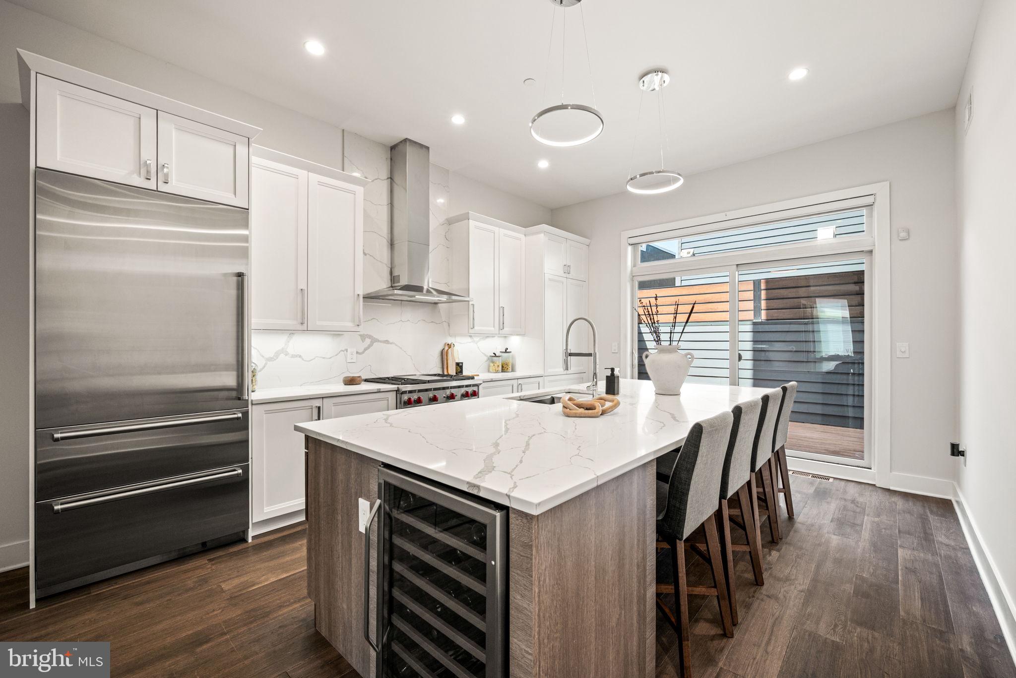 1217 BAINBRIDGE STREET