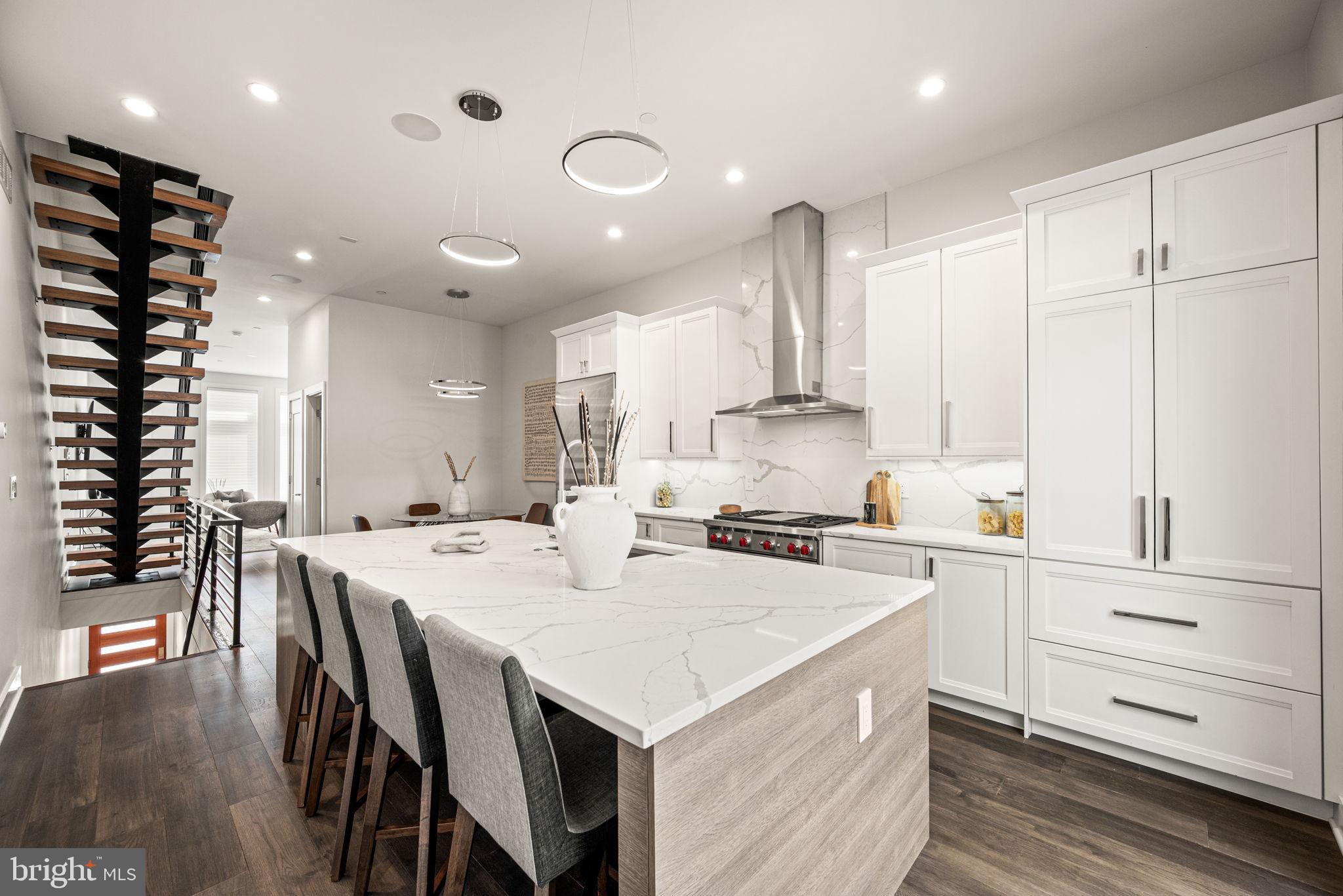 1217 BAINBRIDGE STREET