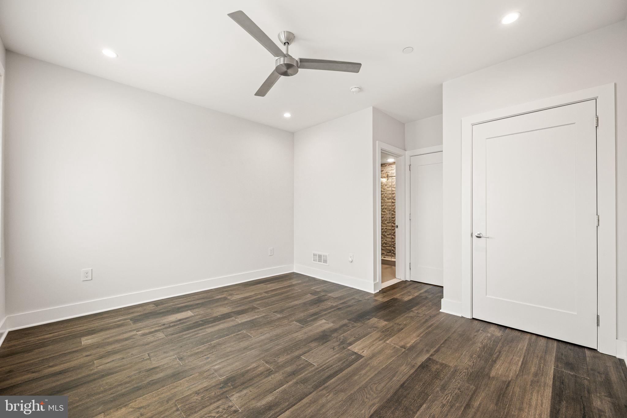 1217 BAINBRIDGE STREET