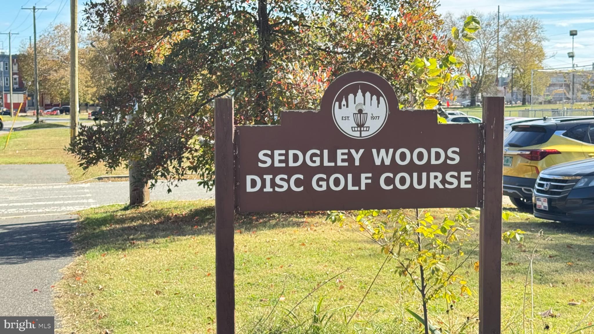 3208 CLIFFORD STREET