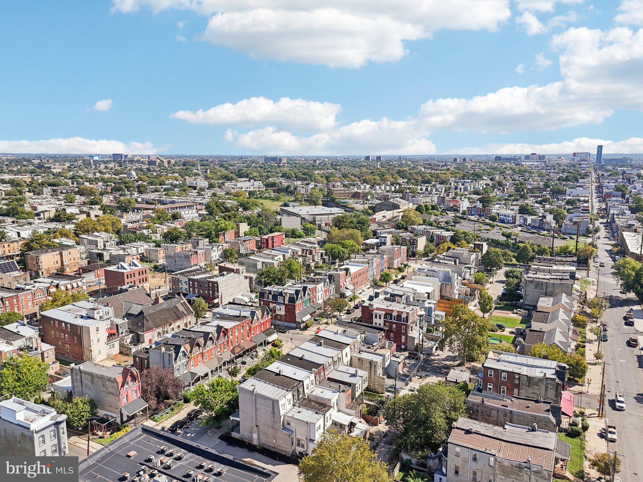 3208 CLIFFORD STREET