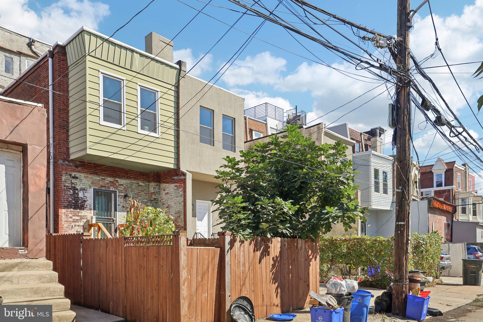 3208 CLIFFORD STREET