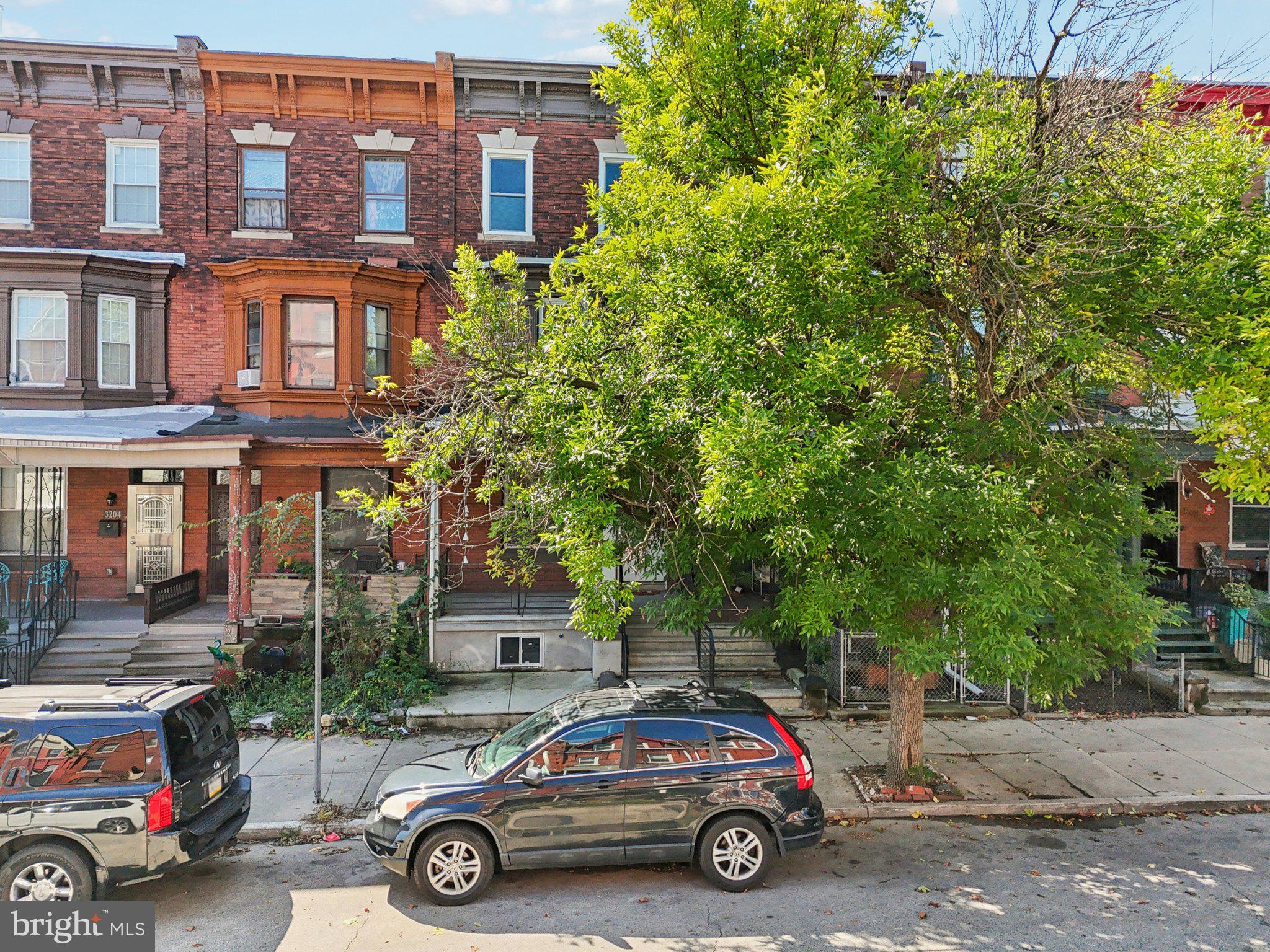 3208 CLIFFORD STREET