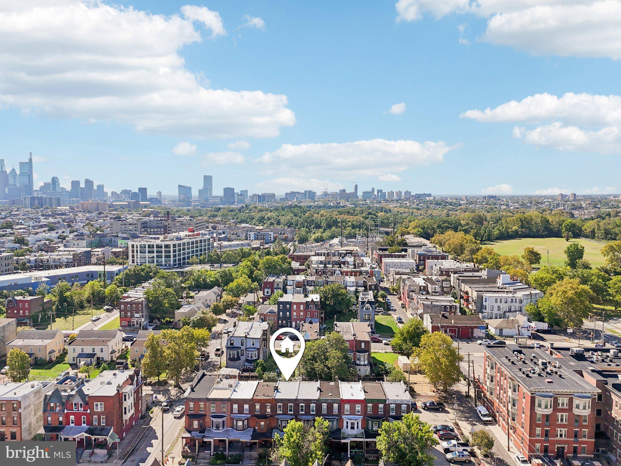 3208 CLIFFORD STREET