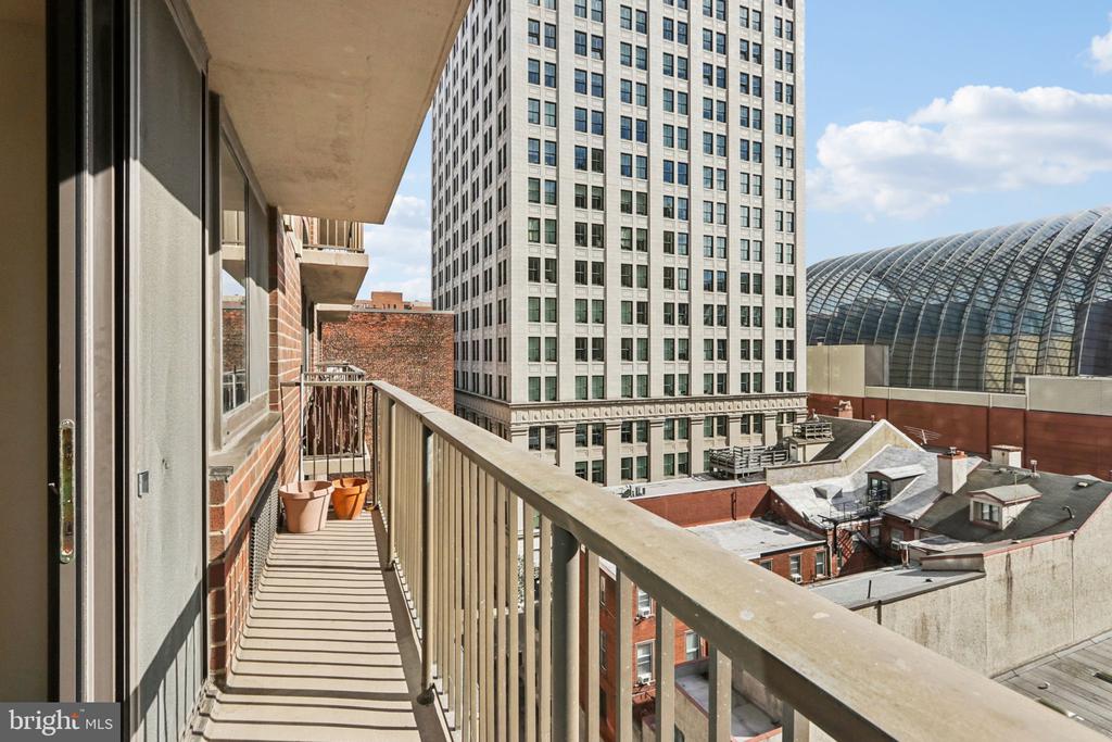 1420 LOCUST STREET 7O