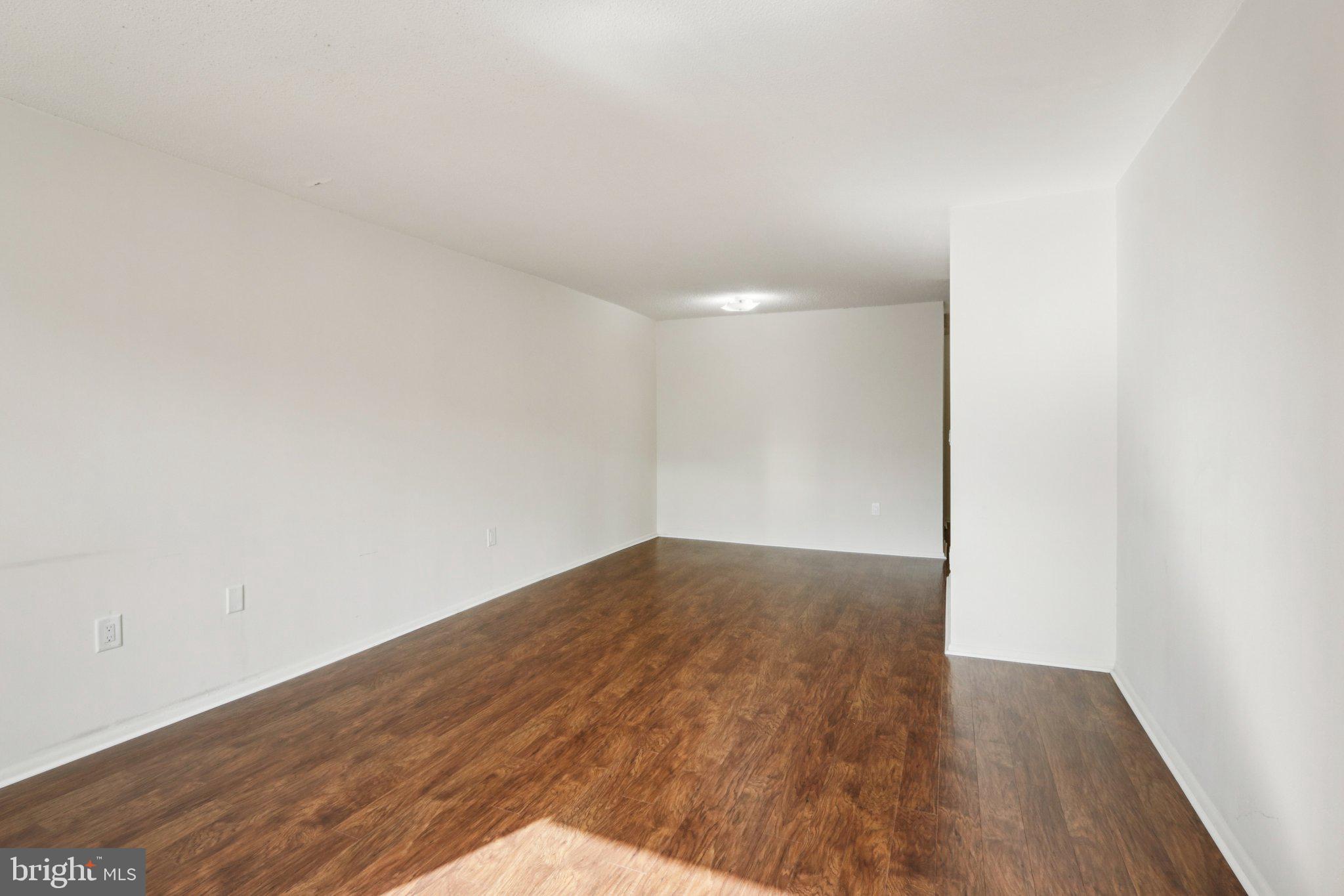 1420 LOCUST STREET 7O