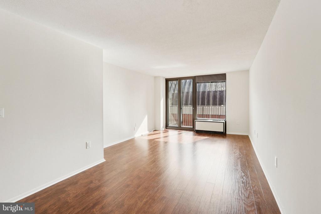 1420 LOCUST STREET 7O