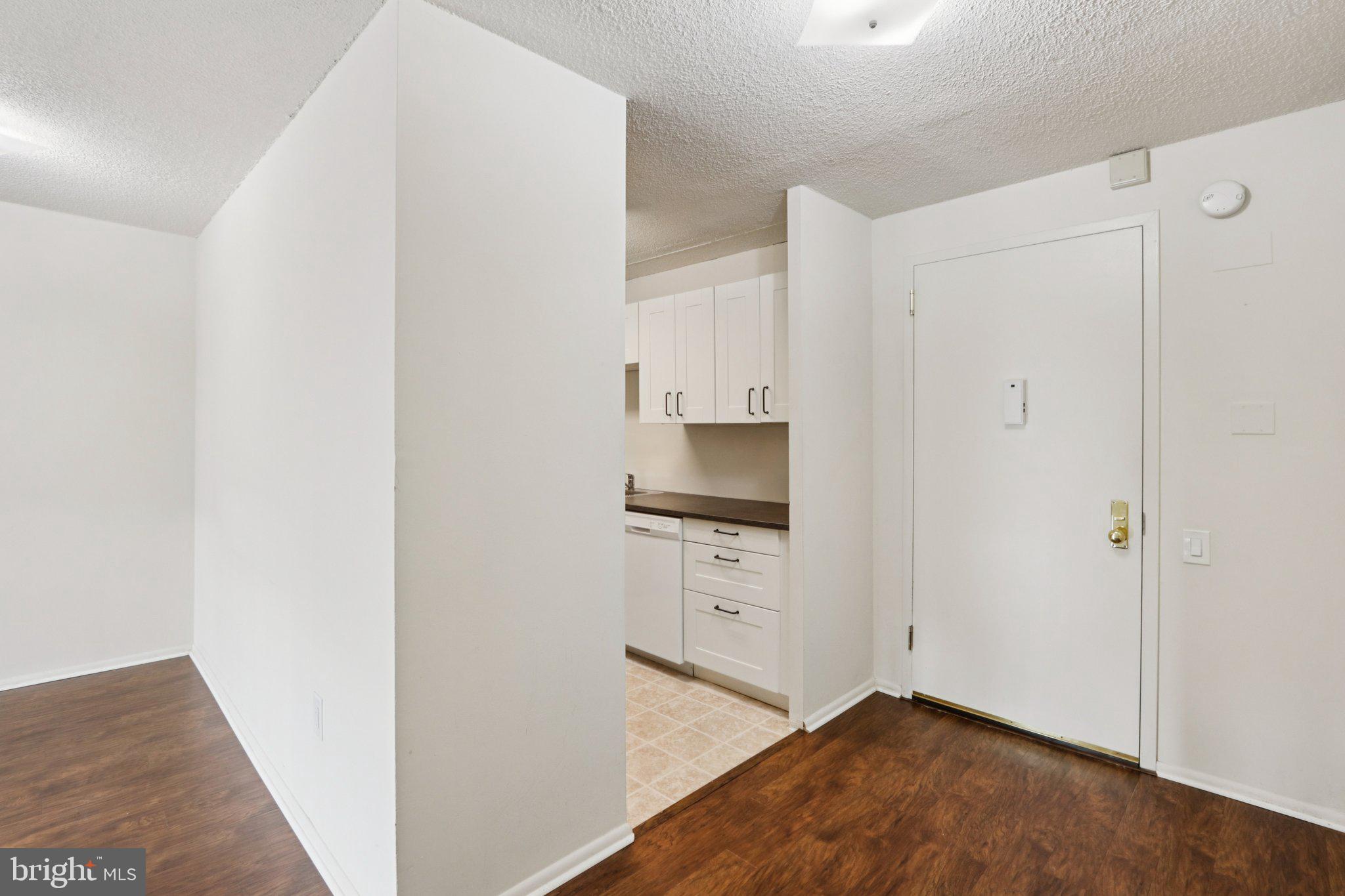 1420 LOCUST STREET 7O