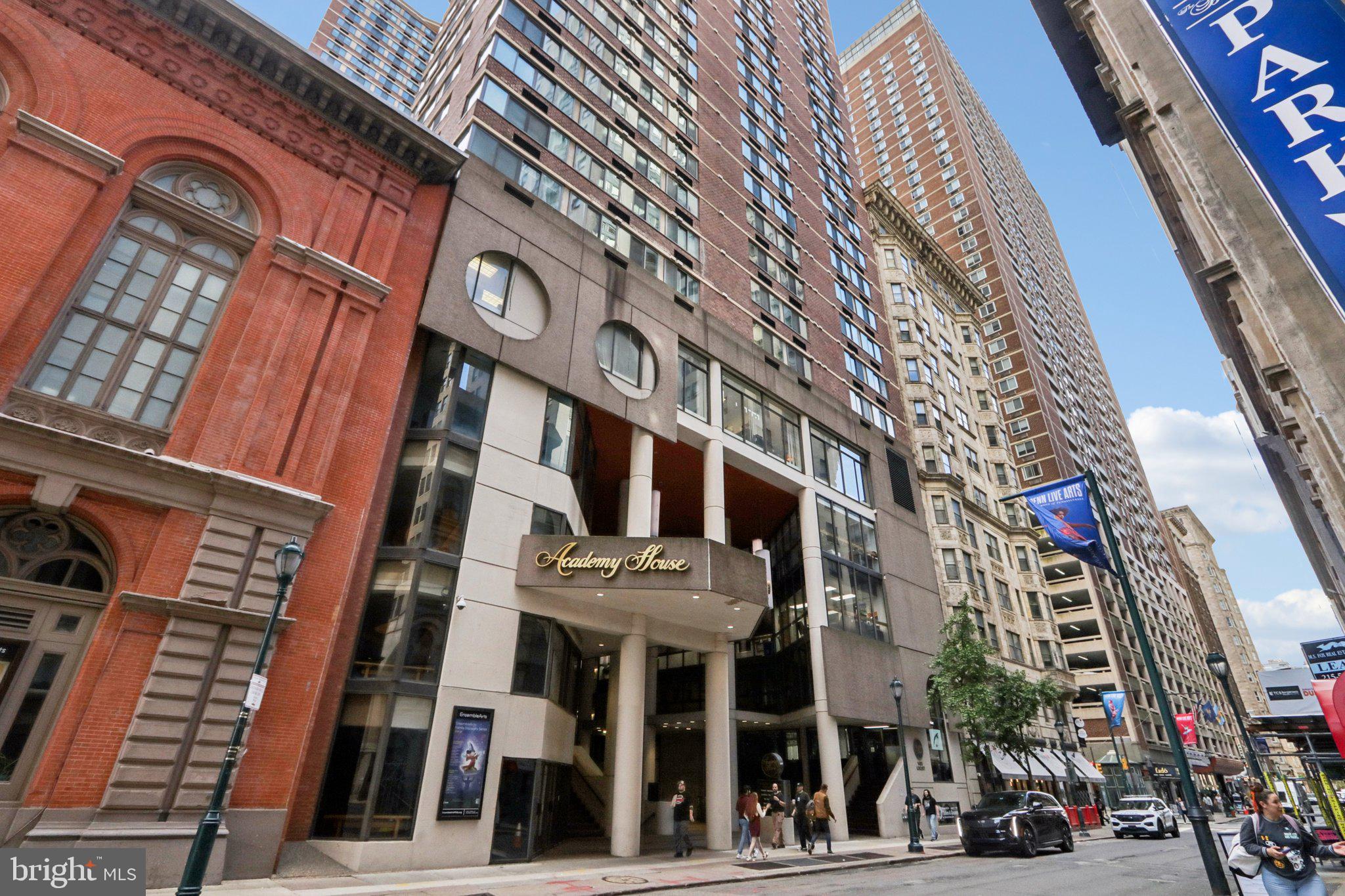 1420 LOCUST STREET 7O