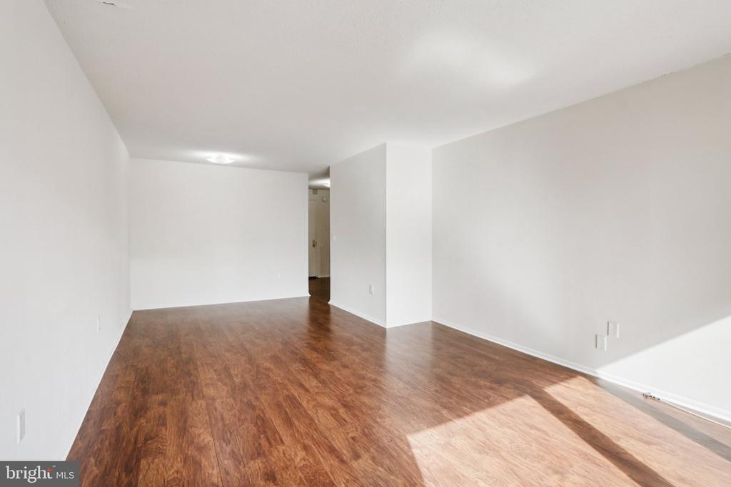 1420 LOCUST STREET 7O