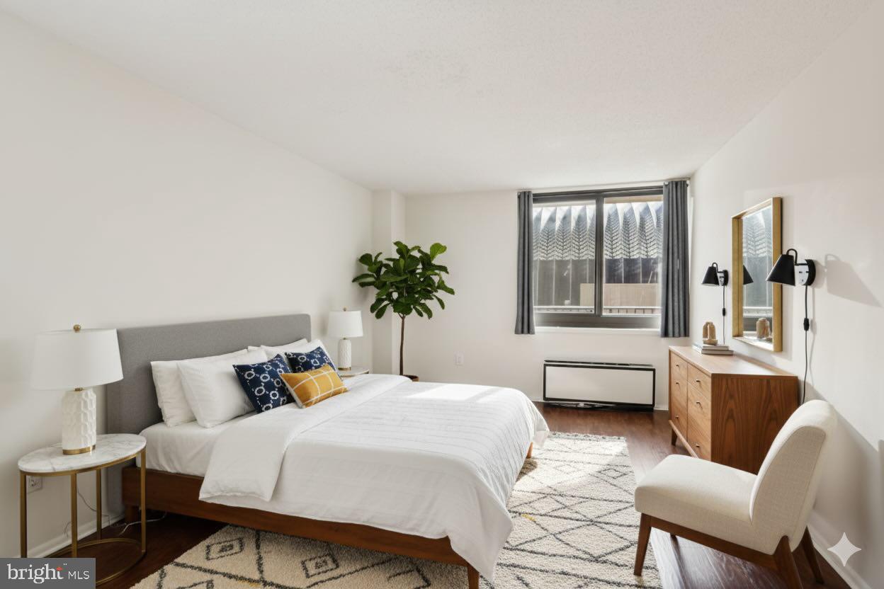 1420 LOCUST STREET 7O