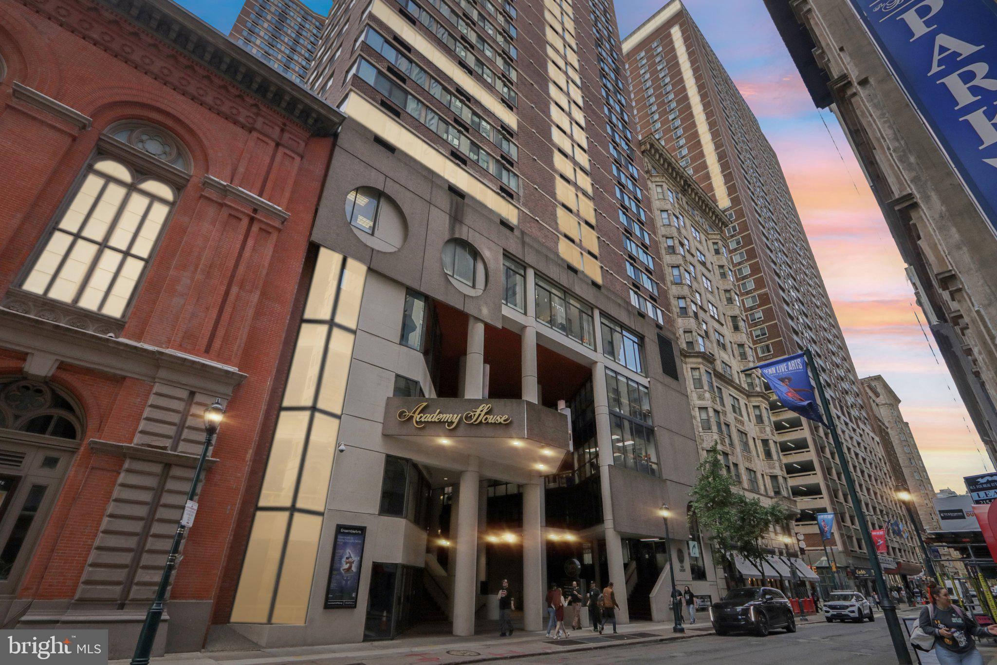 1420 LOCUST STREET 7O