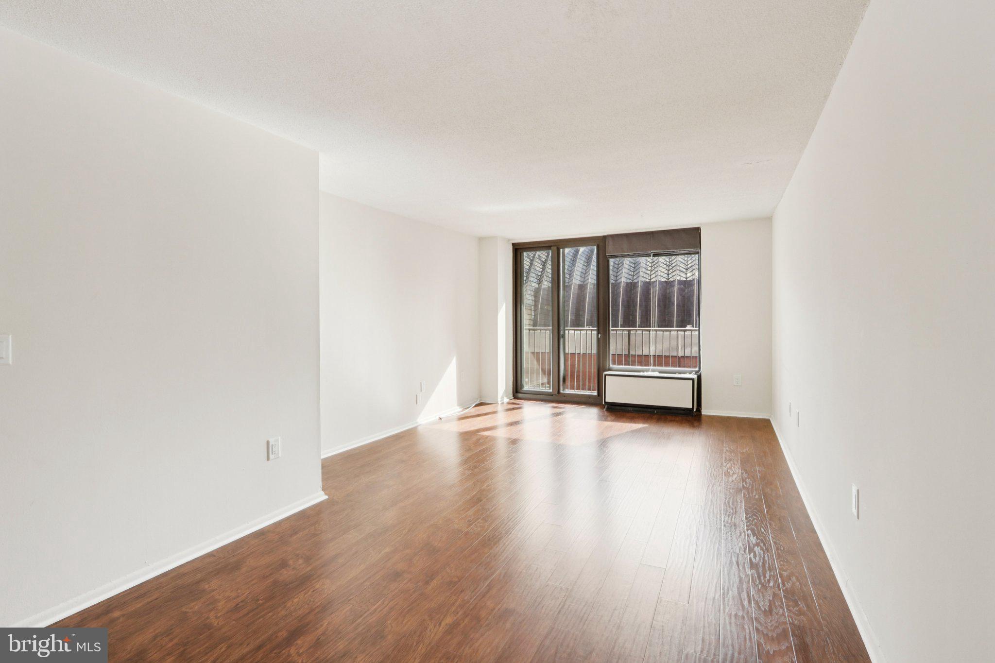 1420 LOCUST STREET 7O