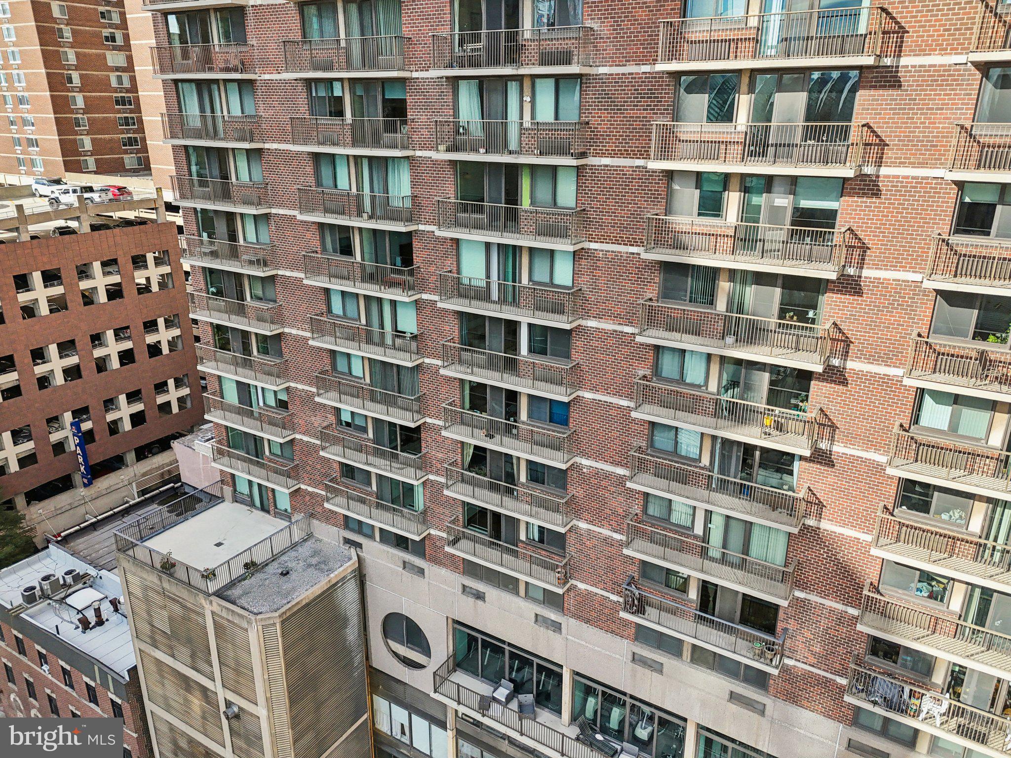 1420 LOCUST STREET 7O