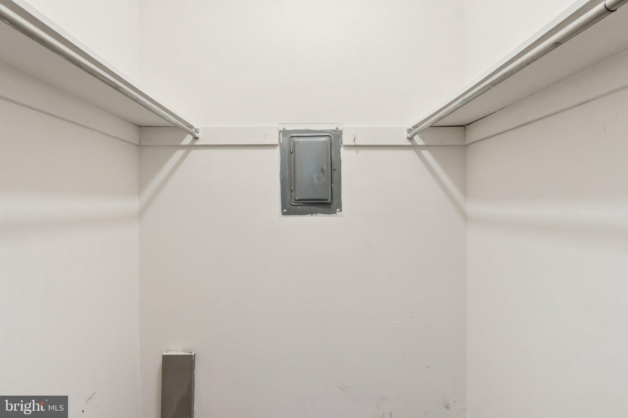 1420 LOCUST STREET 7O