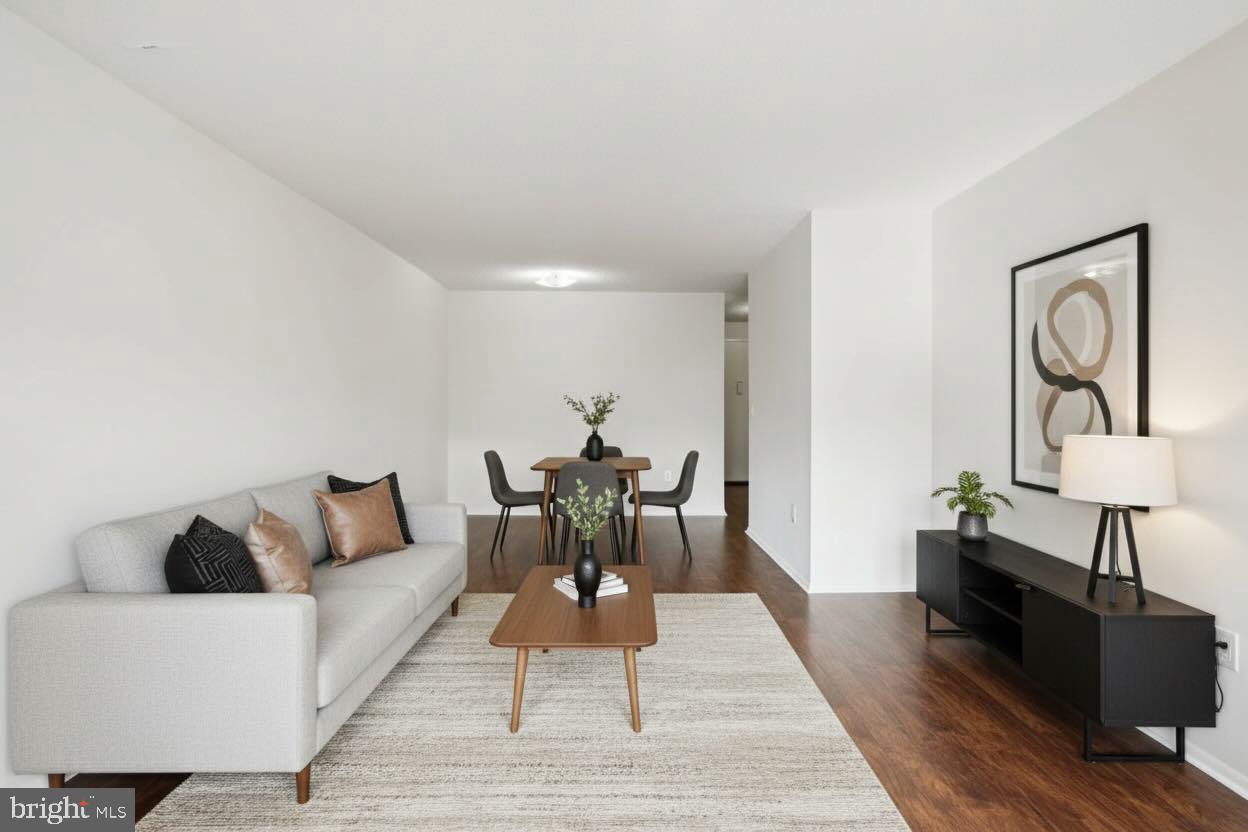 1420 LOCUST STREET 7O