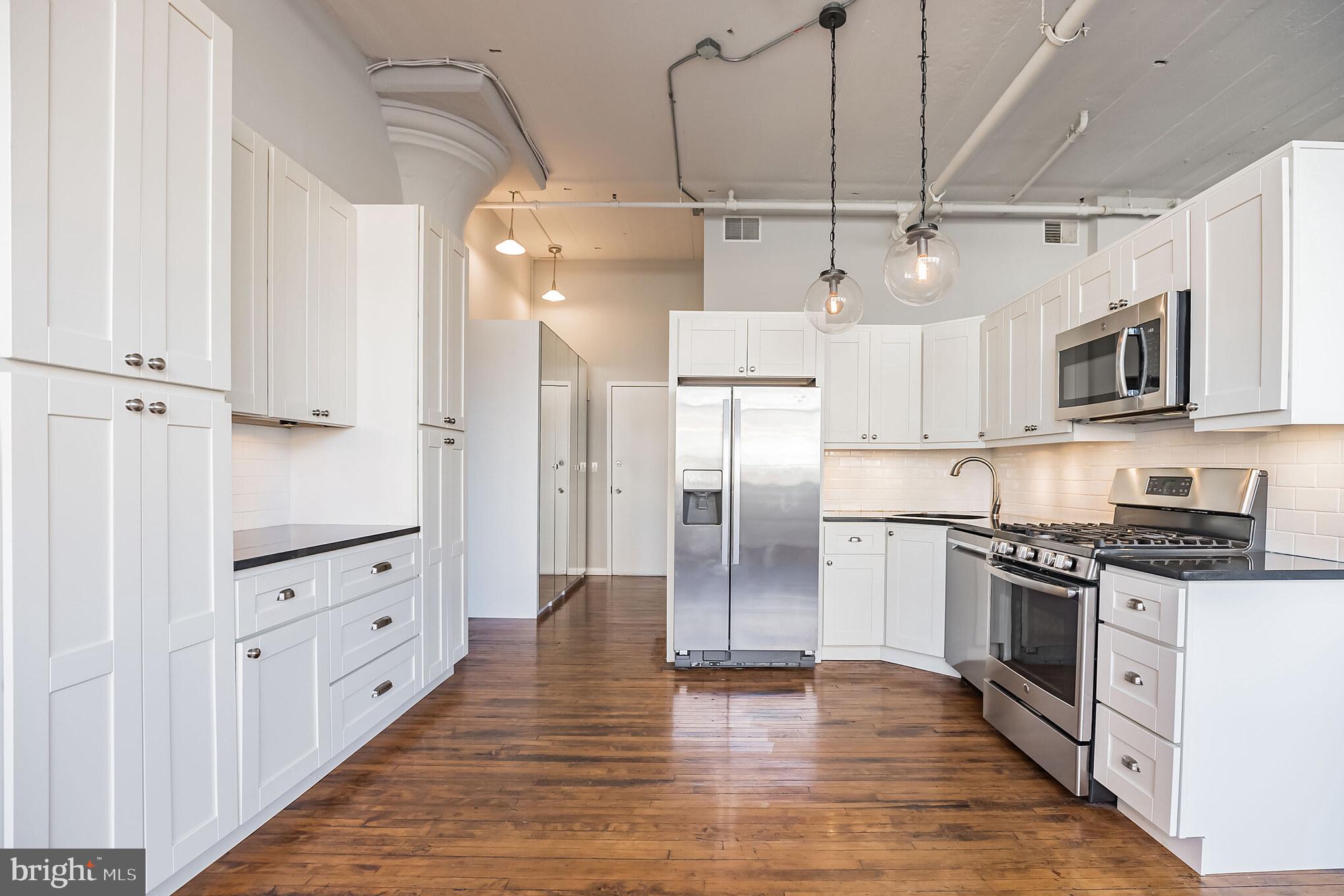 314 N 12TH STREET 403