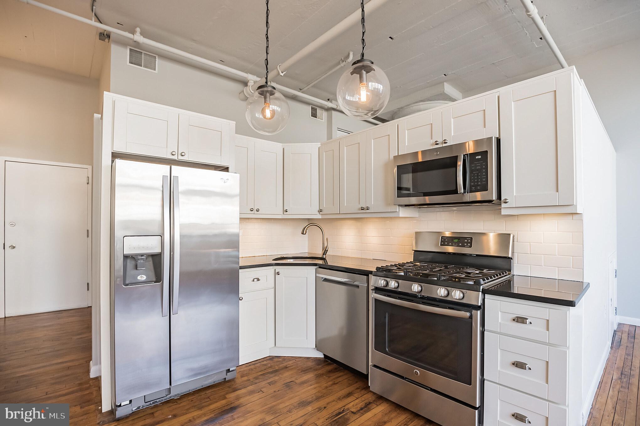 314 N 12TH STREET 403