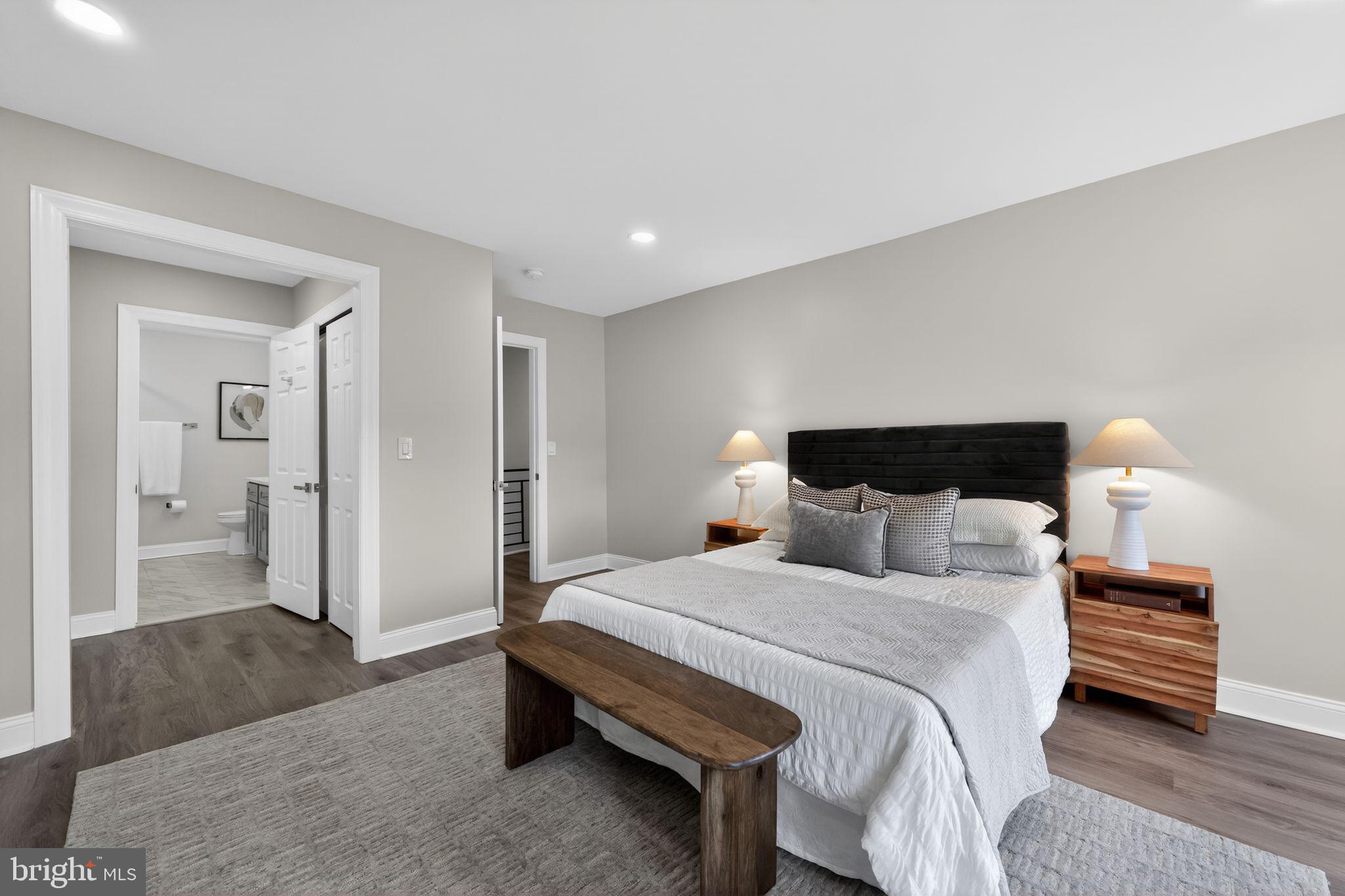 2303 SAINT ALBANS STREET