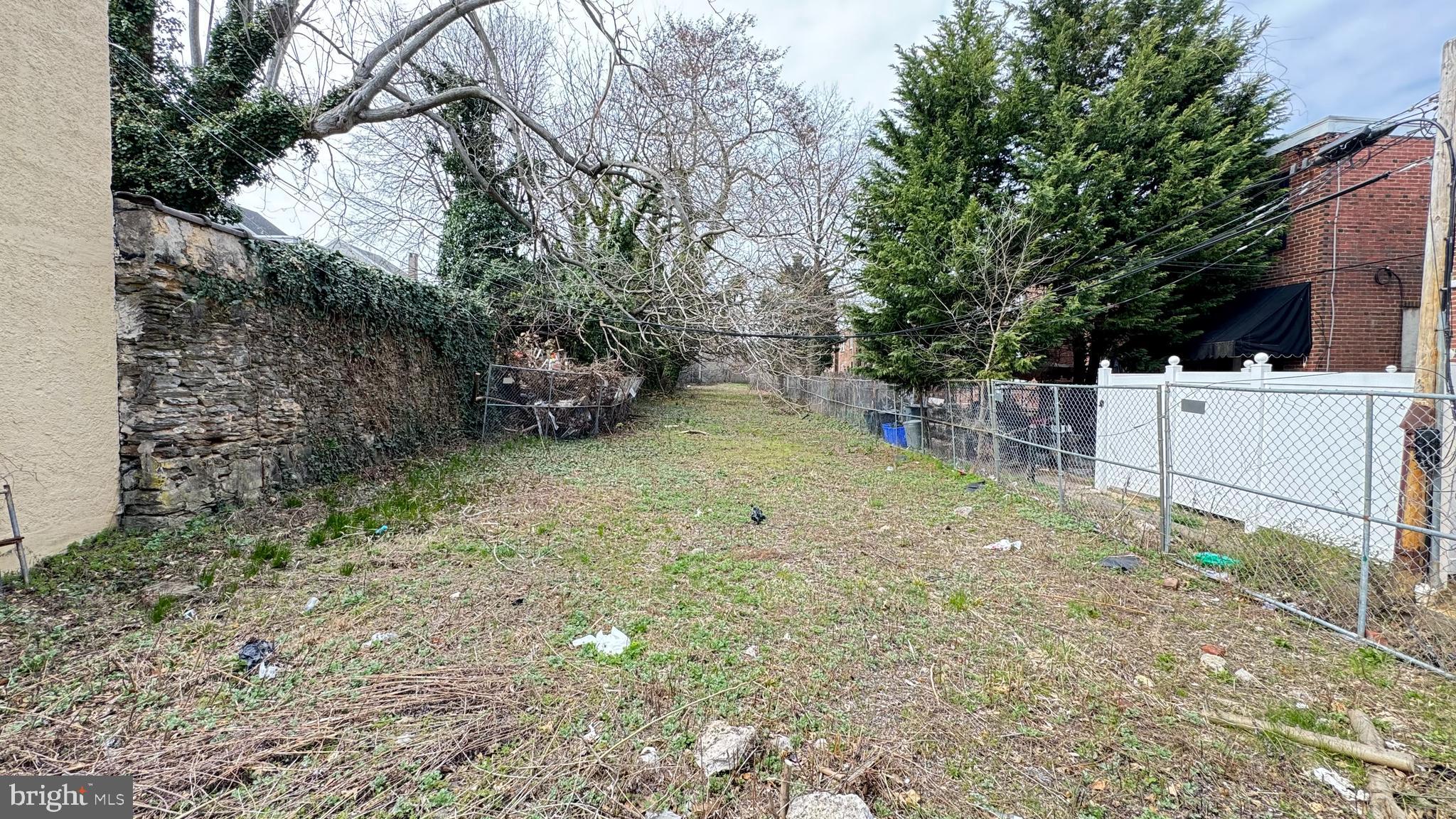 265 -267 E HORTTER STREET