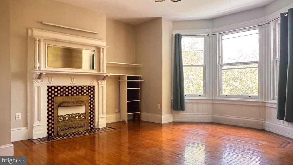4706 CEDAR AVENUE
