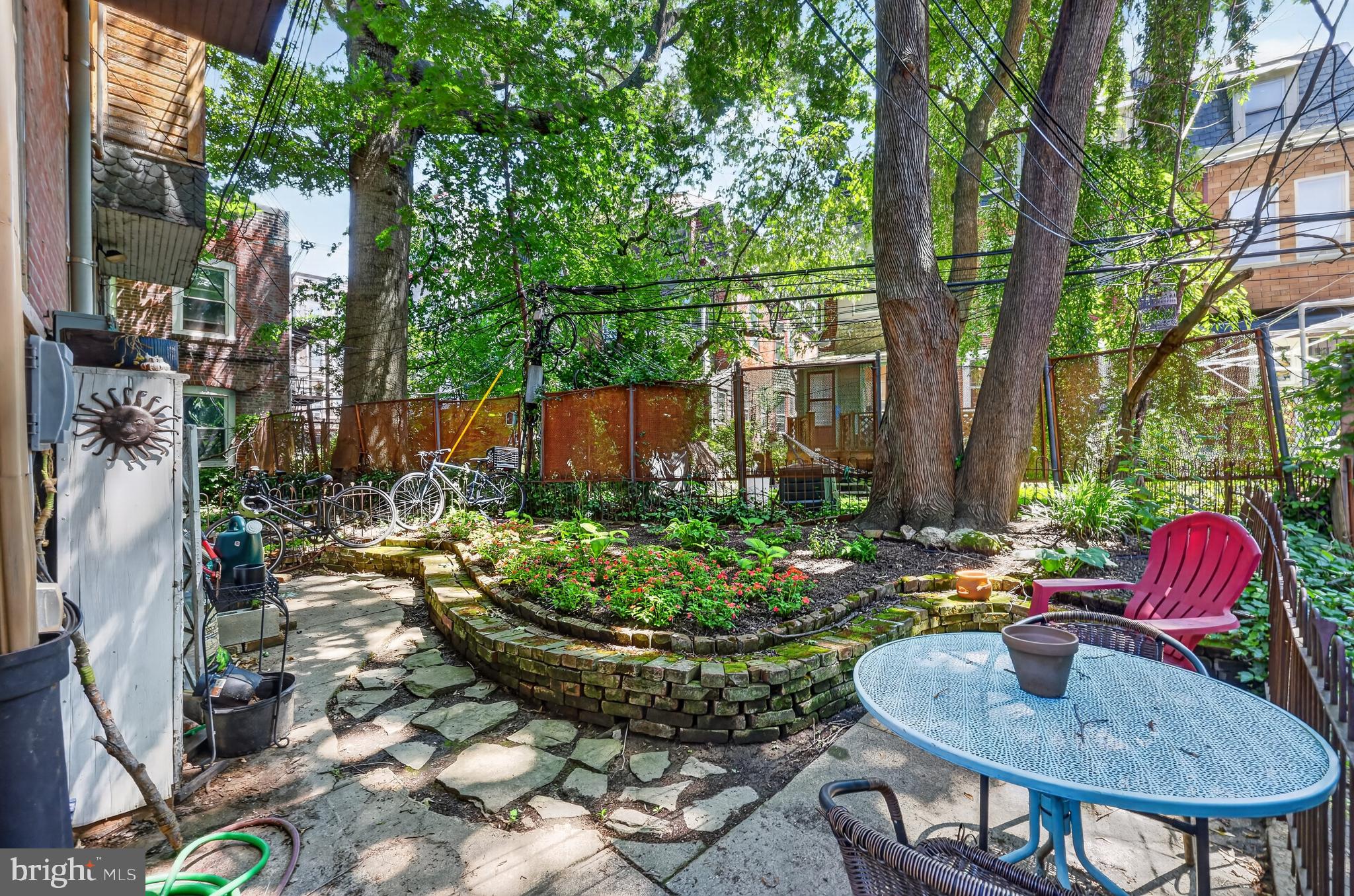 4706 CEDAR AVENUE