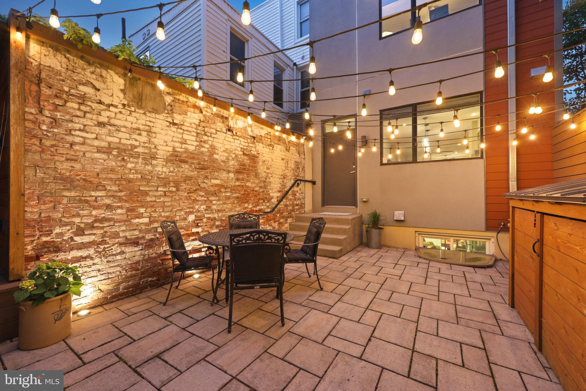 1724 TULIP STREET