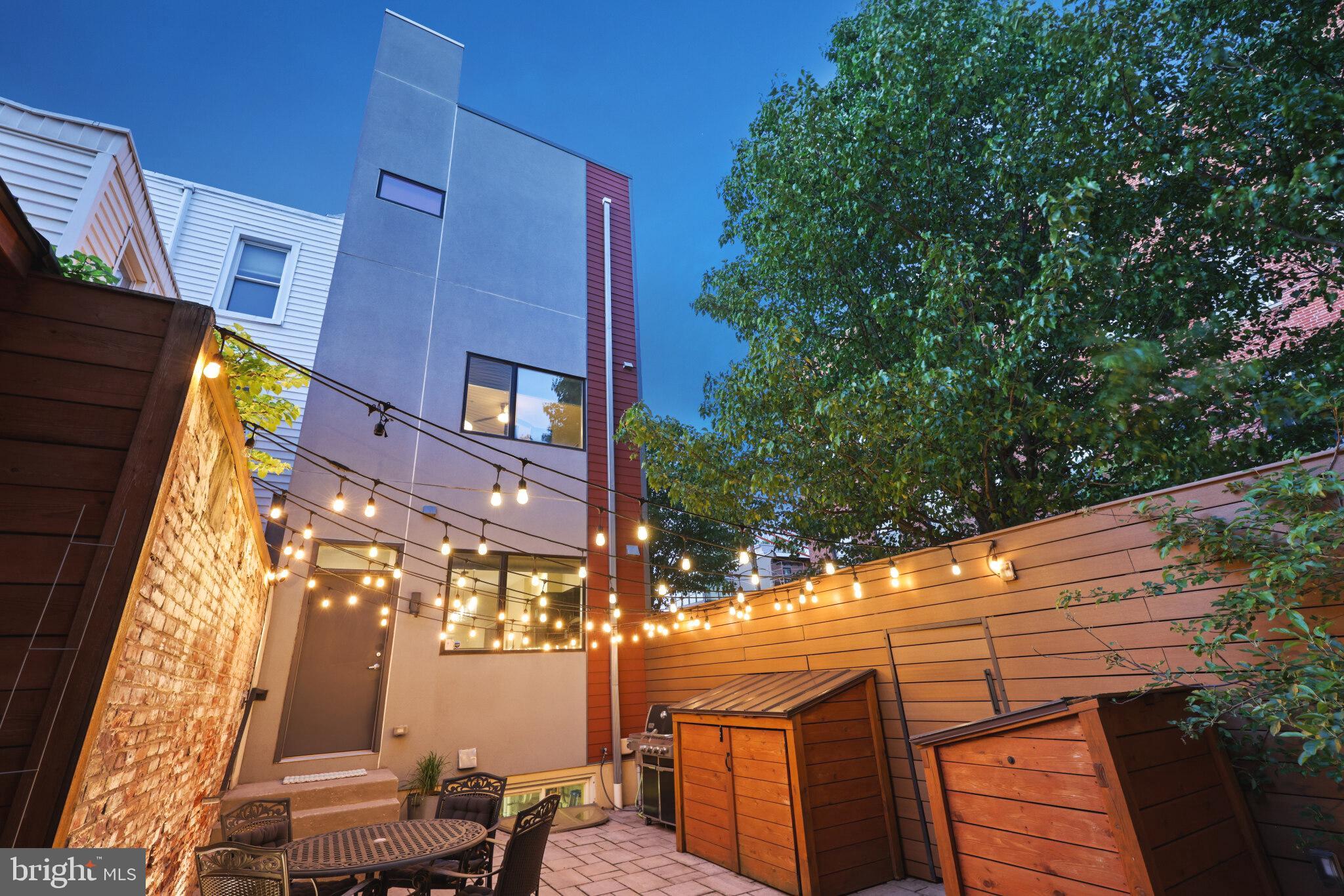 1724 TULIP STREET