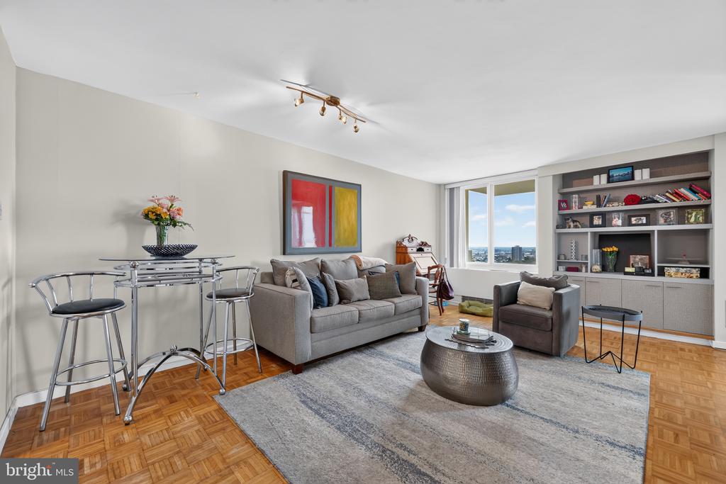 604 S WASHINGTON SQUARE Unit: 2609