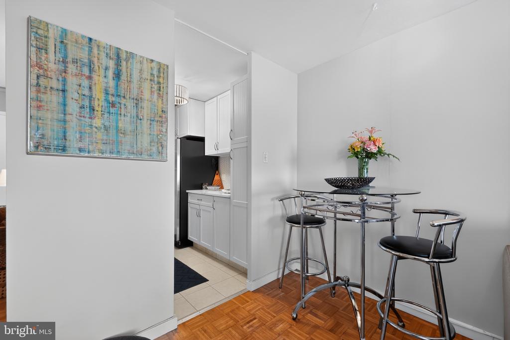 604 S WASHINGTON SQUARE Unit: 2609