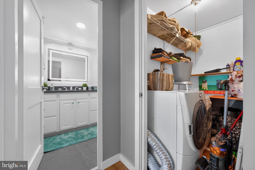 604 S WASHINGTON SQUARE Unit: 2609