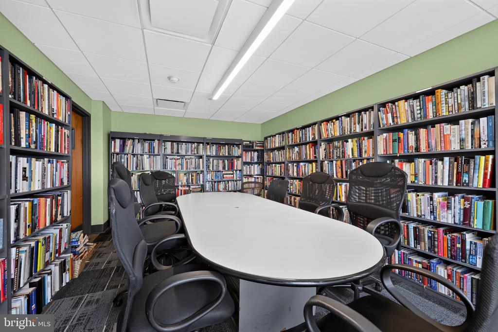 604 S WASHINGTON SQUARE Unit: 2609