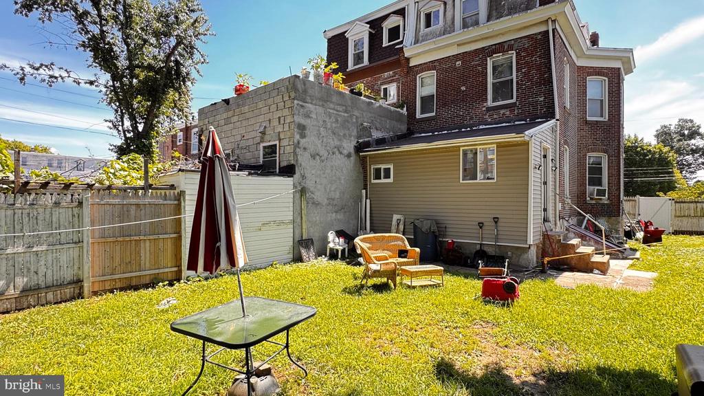 1127 COTTMAN AVENUE