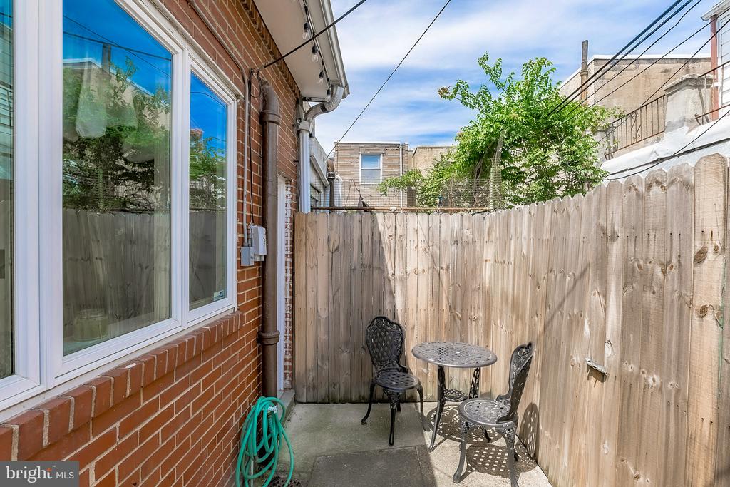 1045 MERCY STREET