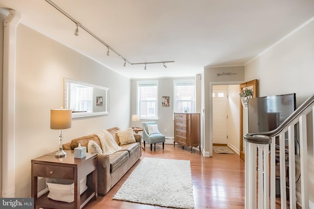 1045 MERCY STREET