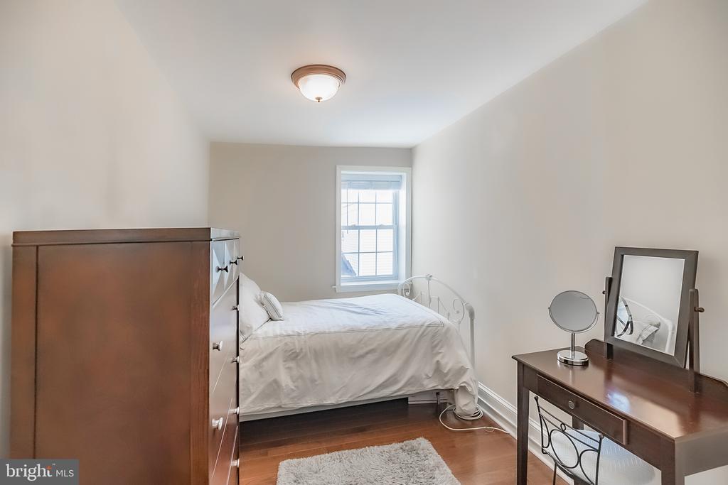 1045 MERCY STREET