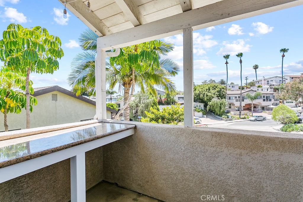 33912 Violet Lantern Street