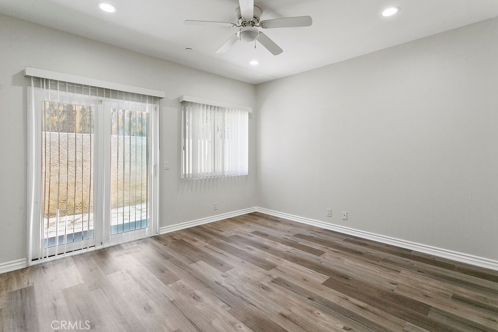 33912 Violet Lantern Street