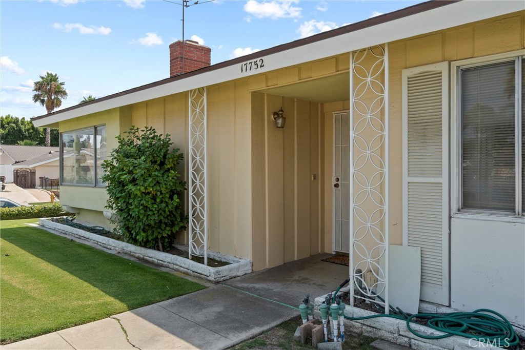 17752 Ridgecrest Drive