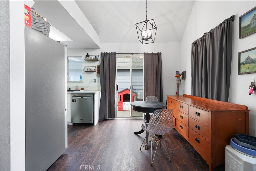 14515 Woodland Drive 8