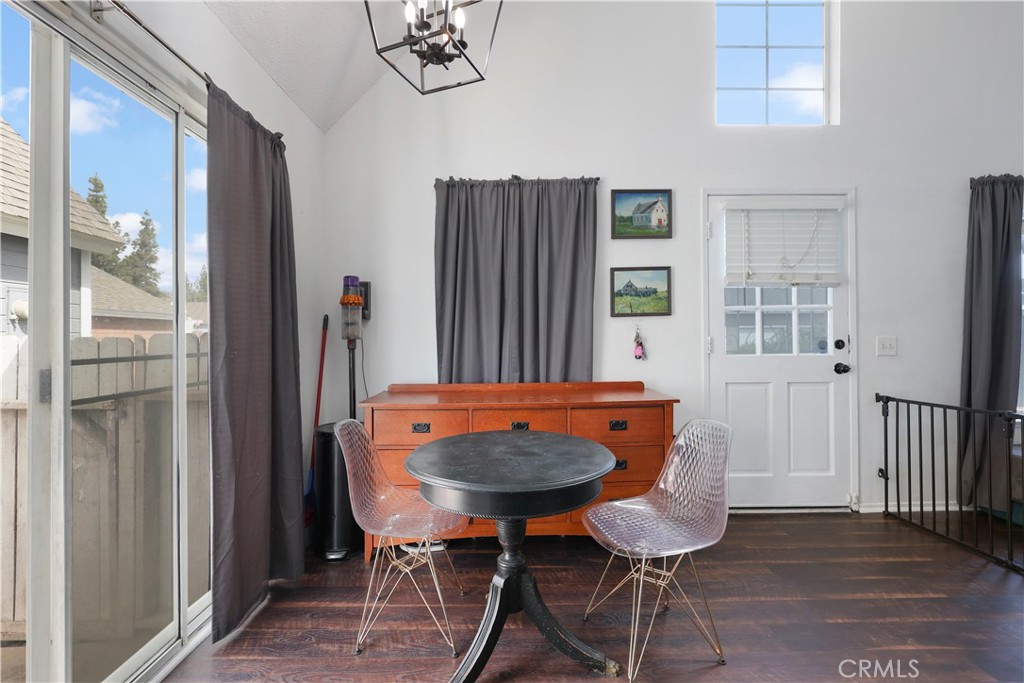 14515 Woodland Drive 8